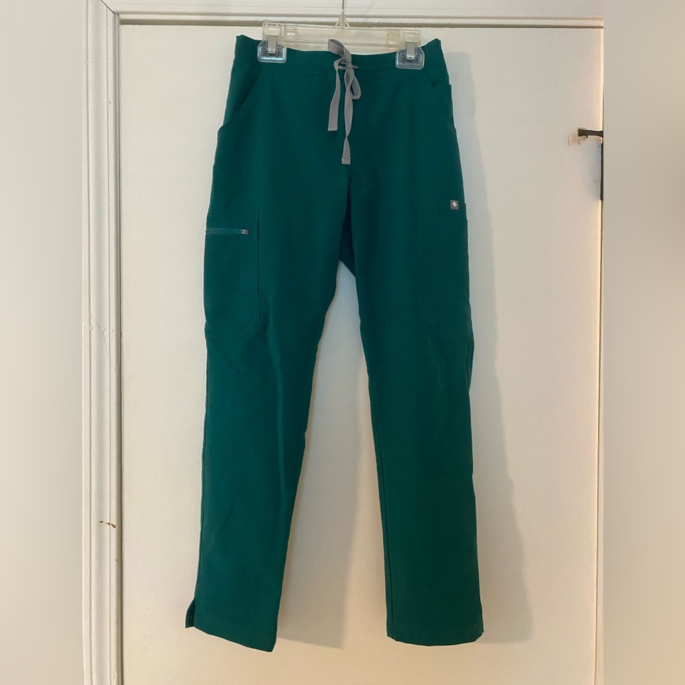 Figs yola skinny scrub